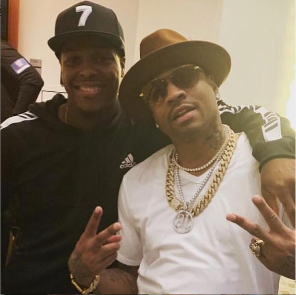 从手足无措到游刃有余，齐达内在公园学着踢毽子（齐达内公园练踢毽子：从手忙脚乱到驾轻就熟）