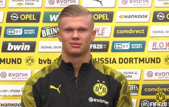 TA跟队：谢什科的谈判周三开始有进展，曼联还处于试探性阶段（TA记者：谢什科谈判自周三起有起色，曼联仍处于试探阶段）