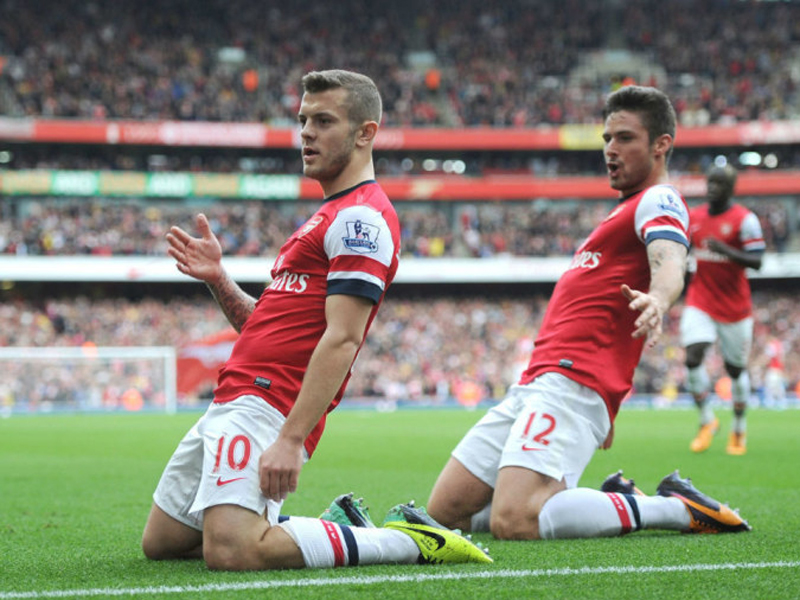 主场陷四年低谷！利物浦连续三场安菲尔德不胜（利物浦主场陷入四年低潮，安菲尔德三场未胜）