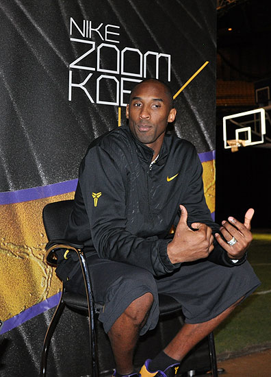 鹈鹕vs开拓者前瞻：两队近期战绩不佳，临场手感决定走向（鹈鹕对阵开拓者前瞻：状态低迷，手感成胜负关键）